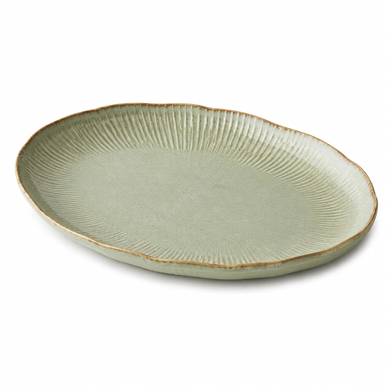 Piatto ovale 30×22 cm in ceramica verde salvia con texture a rilievo per servire